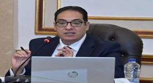 رئيس جامعة القاهرة د. “محمد سامي عبد الصادق” يستقبل نائب وزير الاتصالات ومنسق عام “حياة كريمة”
