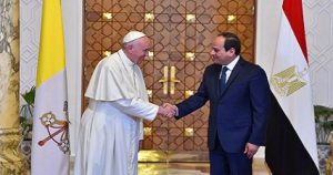 الرئيس “السيسي” ينعي قداسة “البابا فرنسيس” بابا الفاتيكان