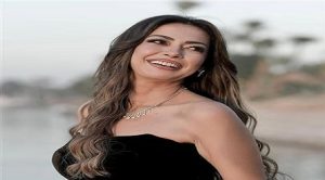 الفنانة “داليا مصطفى” تروي موقف جدعنة للفنان “أحمد السقا” معها.. عرفته على حق