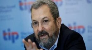 رئيس الوزراء الإسرائيلي الأسبق “ايهود باراك” يدعو إلى عصيان مدنى لإسقاط “بنيامين نتنياهو”