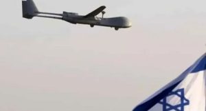 انفجار طائرة مسيرة لجيش الاحتلال الإسرائيلي أعلى برج للإرسال بمخيّم النصيرات وسط قطاع غزة