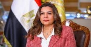 وزيرة التنمية المحلية والبيئة “منال عوض” تجتمع مع جهازي “شئون البيئة والمخلفات” لتكامل الملفات الاستثمارية