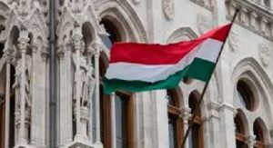 الحكومة المجرية تطرد دبلوماسيين أوكرانيين بتهمة التجسس وسط تصاعد التوترات مع كييف