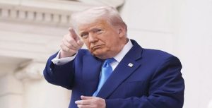الرئيس الأمريكي “ترامب” يطالب باعتقال حاكم كاليفورنيا .. والمدعي العام يهاجم الرئيس الأمريكي ووزير دفاعه