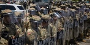 مجلة “فورين بوليسى” الأمريكية .. نشر قوات المارينز بـ”لوس أنجلوس” يضر بالعلاقة بين الشعب الأمريكى والجيش