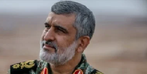 مقتل قائد القوات الجوفضائية “أمير علي حاجي زادة” للحرس الثوري الإيراني