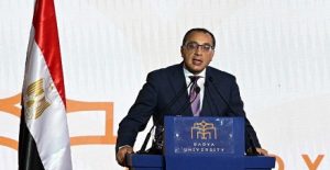 مدبولى: ندرس تطبيق العمل عن بعد يوما أو يومين فى الأسبوع للعاملين بالحكومة