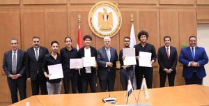 وزير التعليم العالي يكرم الطلاب الفائزين في مسابقة “معًا” لمواجهة الأفكار غير السوية