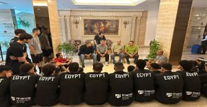 طارق محروس يزور منتخب الناشئين لكرة اليد ويحفزهم بعد تعافيه من وعكته الصحية