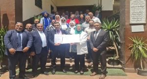 جامعة القاهرة تواصل مسارها نحو تعزيز تنافسيتها العالمية .. كلية الصيدلة تحصل على تجديد شهادتي الأيزو للجودة وإدارة المؤسسات التعليمية