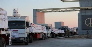 الهلال الأحمر المصري يواصل الدفع بقوافل «زاد العزة» لإدخال المساعدات إلى غزة
