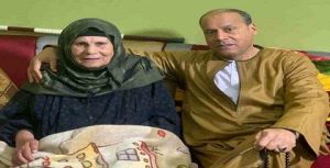 الإعلامى أحمد يوسف يقدم واجب العزاء في وفاة والدة الحاج “حسن شحاتة” بقرية ميت غُراب مركز السنبلاوين بمحافظة الدقهلية