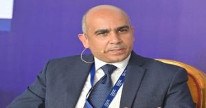 رئيس “جامعة القاهرة” يعلن صدور القرار الجمهوري بتعيين د.”هيثم صفوت حمزة” عميدًا لكلية الحاسبات والذكاء الاصطناعي لمدة ثلاث سنوات