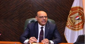 وزير العمل يعلن صرف 299.2 مليون جنيه منحة عيد الميلاد للعمالة غير المنتظمة