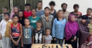 وزارة الداخلية تضبط عصابة “الثقب السوداء” للتسول بالأطفال أسفل كوبرى بالهرم..