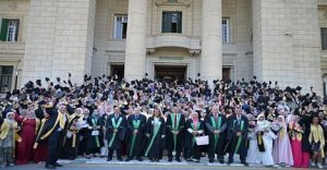 كلية الطب البيطري بجامعة القاهرة تحتفل بتخريج دفعة 2025 بقاعة الاحتفالات الكبرى بالجامعة