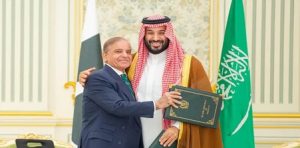 السعودية وباكستان توقعان اتفاقية الدفاع الاستراتيجي المشترك