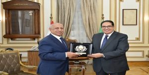 رئيس جامعة القاهرة يستقبل رئيس الأكاديمية العربية للعلوم والتكنولوجيا والنقل البحري