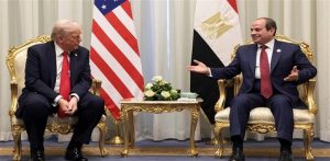 الرئيس الأمريكي “ترامب” يشيد بالرئيس “السيسي” زعيم قوي .. وبدور مصر العظيم في المنطقة