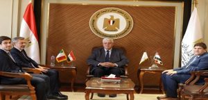 وزير التعليم العالي يستقبل السفير الإيطالي بالقاهرة