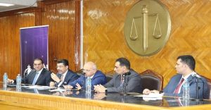 جامعة القاهرة تستعرض الأطر الأخلاقية والقانونية لتنظيم الذكاء الاصطناعي وضمان الابتكار المسؤول