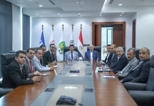 ابو ريده يستقبل وزير الرياضه يبحثان دعم وخطط وبرامج تطوير وتحديت كرة القدم