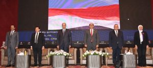 رئيس جامعة حلوان يفتتح مؤتمر كلية التربية  عن «الابتكار المستدام واستشراف آفاق جديدة في التعليم»