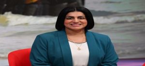 وزيرة الداخلية البريطانية “شابانا محمود” من أصول باكستانية تواجه الهجرة بقبضة حديدية