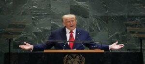 أعلن الرئيس الأمريكي “دونالد ترامب” إن الولايات المتحدة الأمريكية أصبحت بديلا للأمم المتحدة