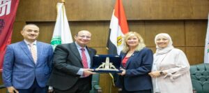 لأول مرة بتجارة عين شمس.. رئيسة الجمعية الأمريكية للمحاسبة تقدم رؤية شاملة لمستقبل مهنة المحاسبة