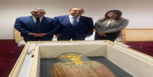 مصر تسترد قطعتين أثريتين من مملكة بلجيكا