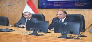رئيس جامعة العاصمة يلتقي الإداريين ويؤكد: الجهاز الإداري ركيزة التميز والريادة