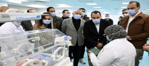 رئيس الوزراء يتفقد أقسام مستشفى الكرنك ..وتجهيز وحدة الأورام وفق أحدث المعايير العالمية