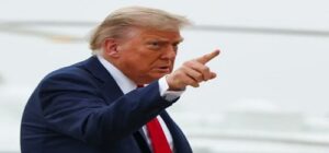 الرئيس الأمريكي “دونالد ترامب” المرشد الإيراني الجديد لن يبقى طويلاً دون موافقتي