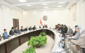 وزير التعليم العالي والسفير الفرنسي يتابعان مستجدات مشروع الحرم الجامعي الجديد للجامعة الفرنسية في مصر