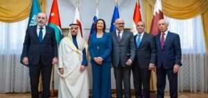 وزراء خارجية السعودية ومصر والأردن والبحرين وقطر يبحثون تطورات غزة مع نائبة رئيس وزراء سلوفينيا