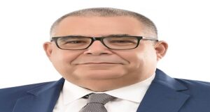 رئيس جامعة القاهرة يهنئ د. “محمد البربري” بحصوله على الزمالة الفخرية من الكلية الملكية للجراحين بإدنبرة ويؤكد المكانة الدولية لمدرسة قصر العيني الجراحية