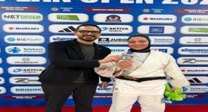 وزير الشباب والرياضة “جوهر نبيل” يهنئ “صفا سليمان” بأول إنجاز تاريخي للجودو المصري في كأس العالم للكبار