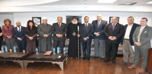 رئيس “جامعة العاصمة” يستقبل “الأنبا ميخائيل” خلال مناقشة رسالة ماجستير حول الذكاء الاصطناعي في قطاع الغرف الفندقية