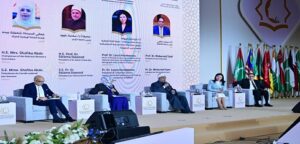 رئيس جامعة القاهرة يشارك في مؤتمر “استثمار الخطاب الديني والإعلامي” ويستعرض دور التعليم في مناهضة التطرف الفكري