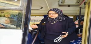 سيدة الخير المهندسة “ابتسام فاروق” تقود مسيرة العطاء… 200 كرتونة رمضان في اليوم الثاني استمرارًا لعمل الخير