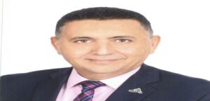 رئيس جامعة القاهرة،يهنئ الدكتور “حسام عبد الفتاح” بمناسبة تعيينه محافظا للقليوبية