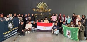 الفرع الدولي لجامعة القاهرة يطلق أولى فعاليات برنامج «اعرف بلدك» بسلسلة زيارات ميدانية لتعزيز الوعي الوطني لدى الطلاب