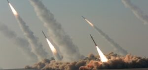 إيران تطلق 30 صاروخًا تجاه إسرائيل