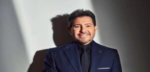 نقابة الموسيقيين تكشف تفاصيل الحالة الصحية للغنان الكبير “هانى شاكر”
