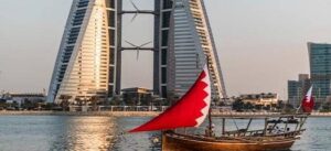 البحرين.. السيطرة على حريق بعد استهداف إيراني