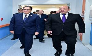رئيس جامعة القاهرة يتلقى بيان مؤشرات الأداء الشاملة في أقسام الطوارئ بمستشفيات قصر العيني بعد انتهاء عيد الفطر