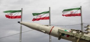 صفارات الإنذار تدوي.. تحذيرات من صواريخ إيرانية تستهدف وسط الأراضي المحتلة الإسرائيلية ودعوات للجوء إلى الملاجئ