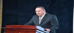 وزير التعليم العالي .. تطوير المستشفيات الجامعية والارتقاء بجودة الرعاية والتعليم الطبي يأتي في قائمة أولويات عمل الوزارة