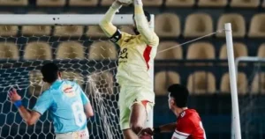 الاهلى يخسر من نظيره طلائع الجيش بهدفين مقابل هدف فى بطوله الدورى المصرى الممتاز